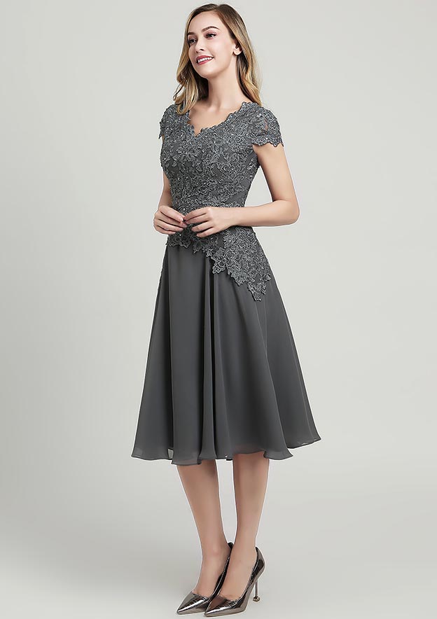 Wedding Guest Dresses Grey Chiffon Classic A-line V Neck Short Sleeve Lace Applique With 3/4 Long Sleeve Jacket Two-Piece Knee-Length Hot Sale Mother of the Bride Dress