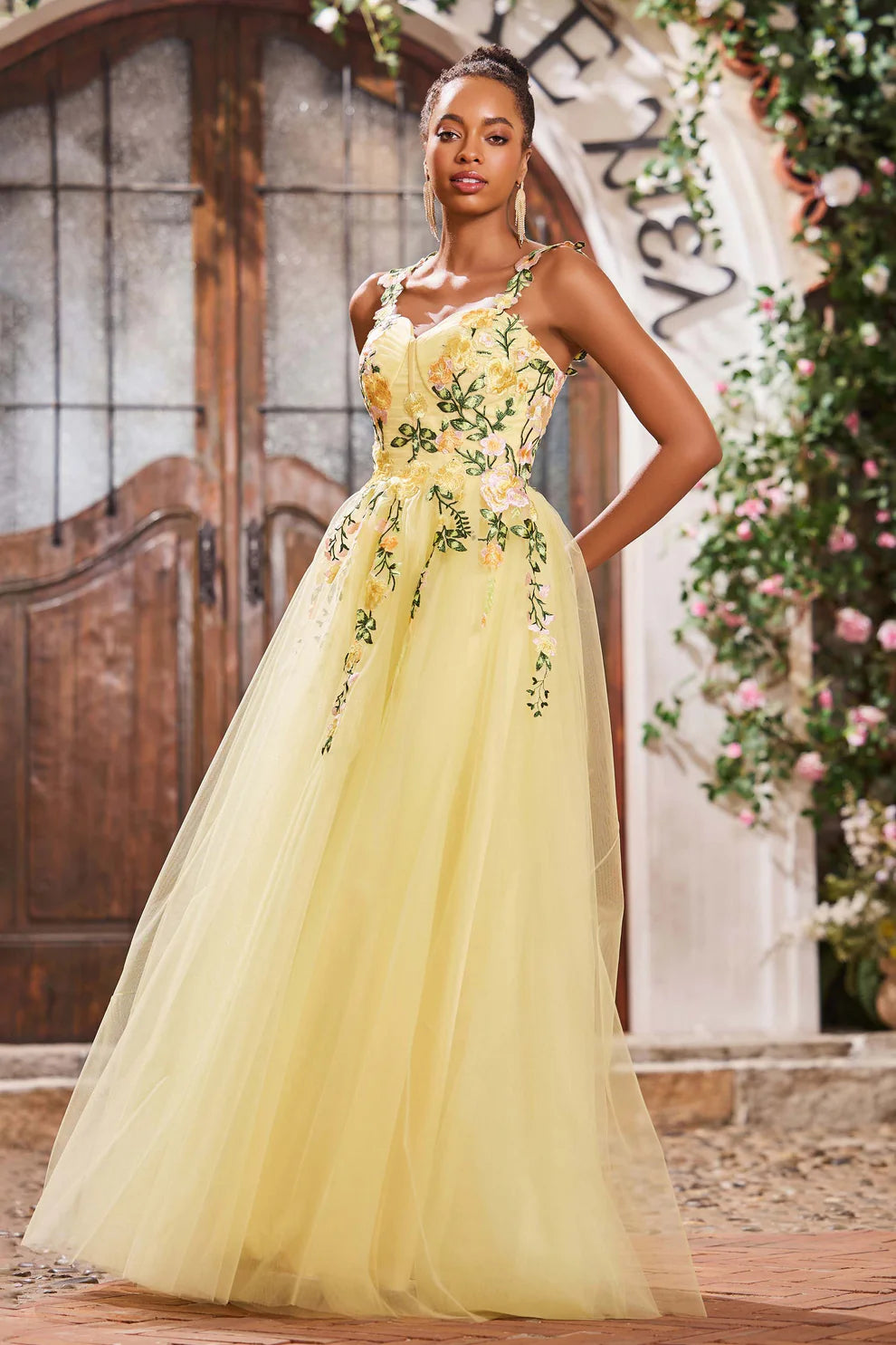 Romantic Floral Applique Daffodil A Line Sweetheart Sleeveless Ruched Tulle Backless Cheap Long Prom Dress