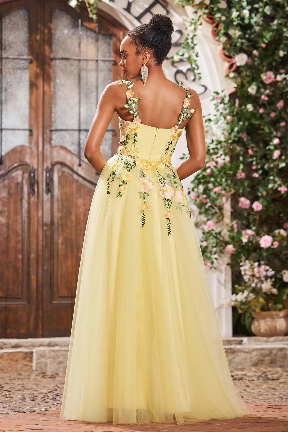 Romantic Floral Applique Daffodil A Line Sweetheart Sleeveless Ruched Tulle Backless Cheap Long Prom Dress