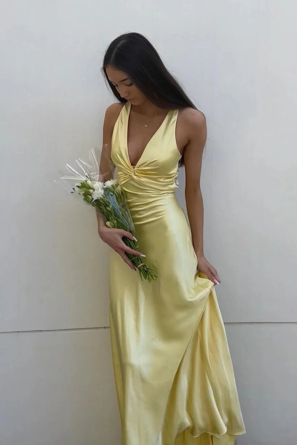 Chic Yellow Sheath Halter Neck Sleeveless Party Dress Pleated with Backless Bowknot Cheap Long Prom Dress