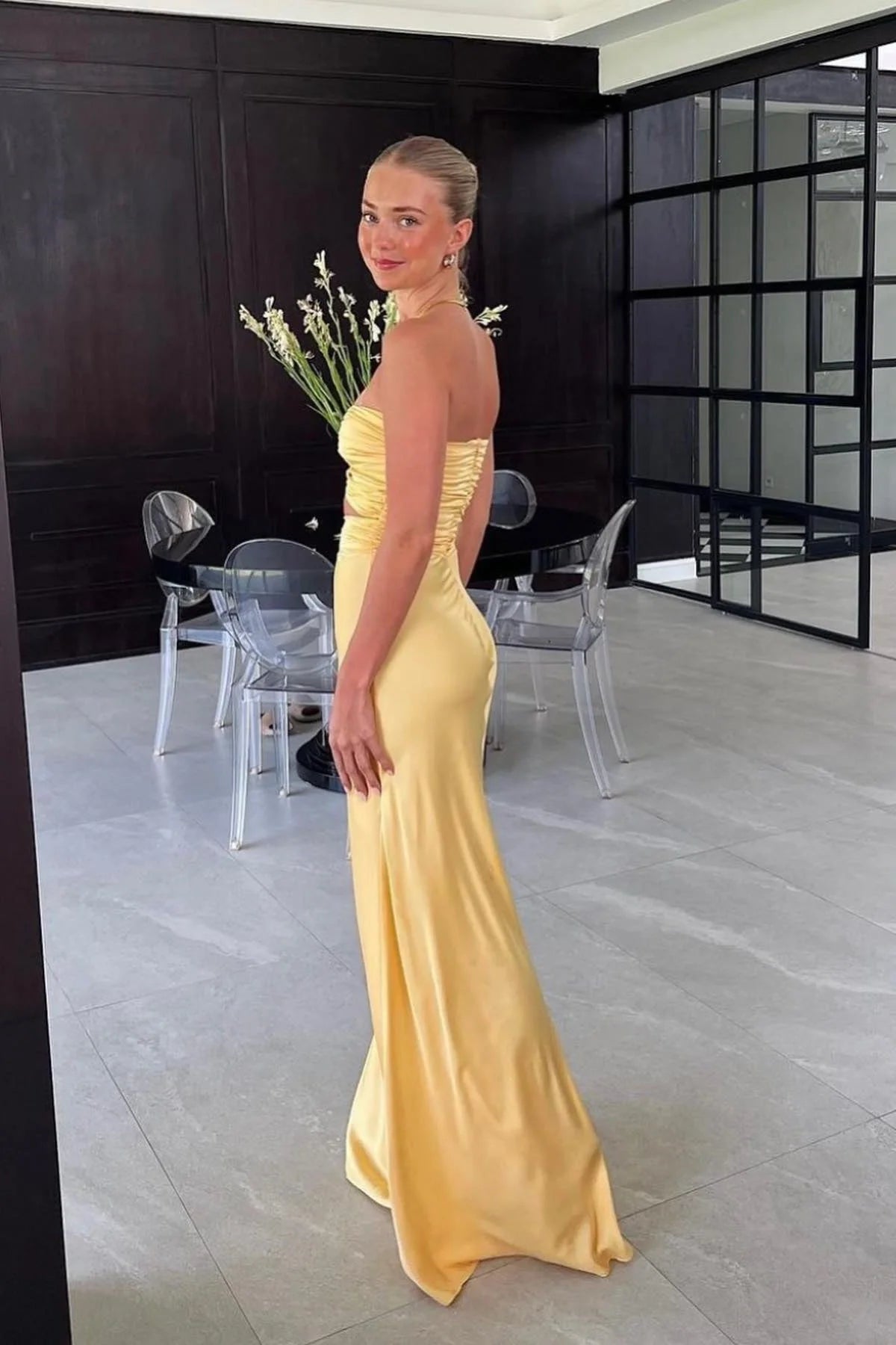 Fashion Yellow Sheath Strapless Sweetheart Pleated Sleeveless with Keyhole Backless Cheap Long Prom Dress