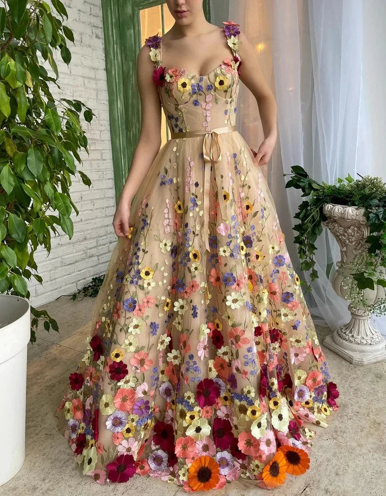 3D Floral-Embroidered Tulle Sweetheart A-Line Prom Dress