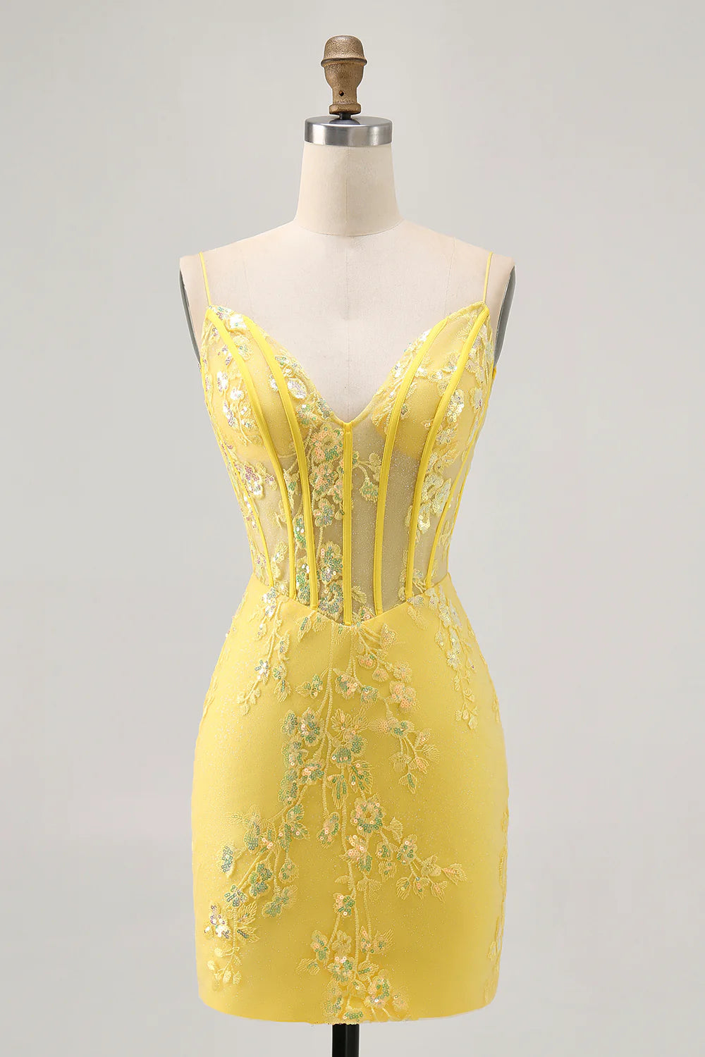 Exquisite Short Dress Sparkly Yellow Sheath Spaghetti Strap V Neck Sleeveless with Sequins Lace Applique V Back Hot Sale Homecoming Dress