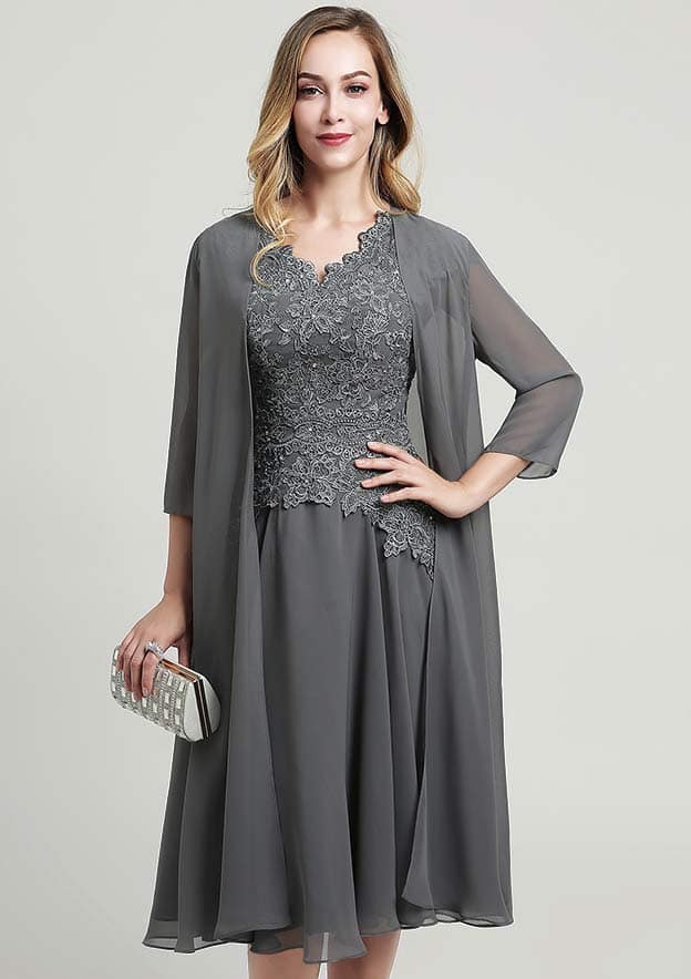 Wedding Guest Dresses Grey Chiffon Classic A-line V Neck Short Sleeve Lace Applique With 3/4 Long Sleeve Jacket Two-Piece Knee-Length Hot Sale Mother of the Bride Dress