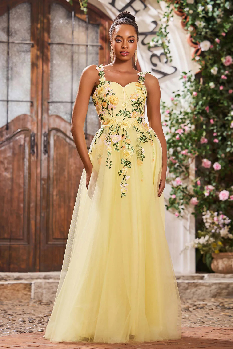 Romantic Floral Applique Daffodil A Line Sweetheart Sleeveless Ruched Tulle Backless Cheap Long Prom Dress