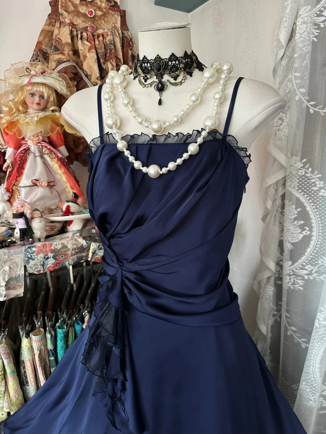 Chic Ruched Spaghetti-strap Bow-back Tulle-trim Mini Prom Dress