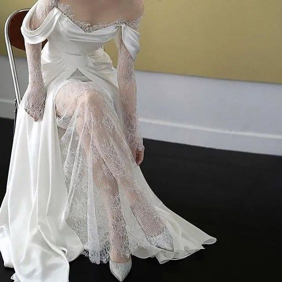 Elegant Lace-Trimmed Off-Shoulder Sheer-Panel High-Slit Train Prom Dress