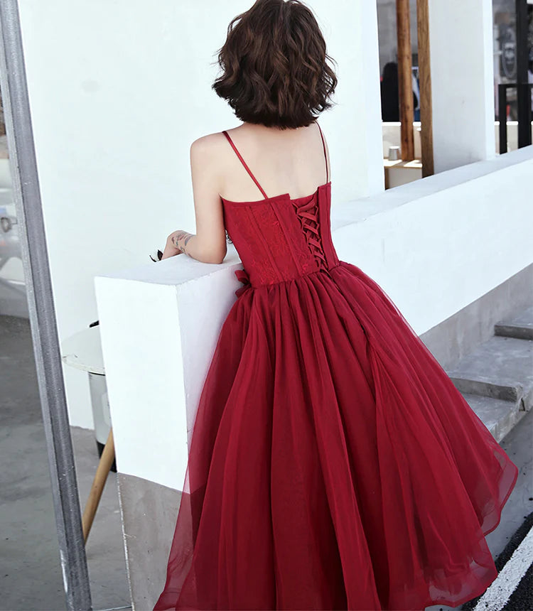 Glamorous Sweetheart Spaghetti-Strap Lace-Up Back Tea-Length Tulle Cocktail Dress