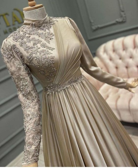 Lace-Embroidered High-Neck Long-Sleeve A-Line Floor-Length Prom Dress