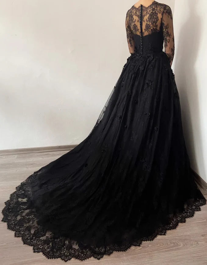 Lace Sweetheart Long-Sleeve Tulle Ballgown Prom Dress