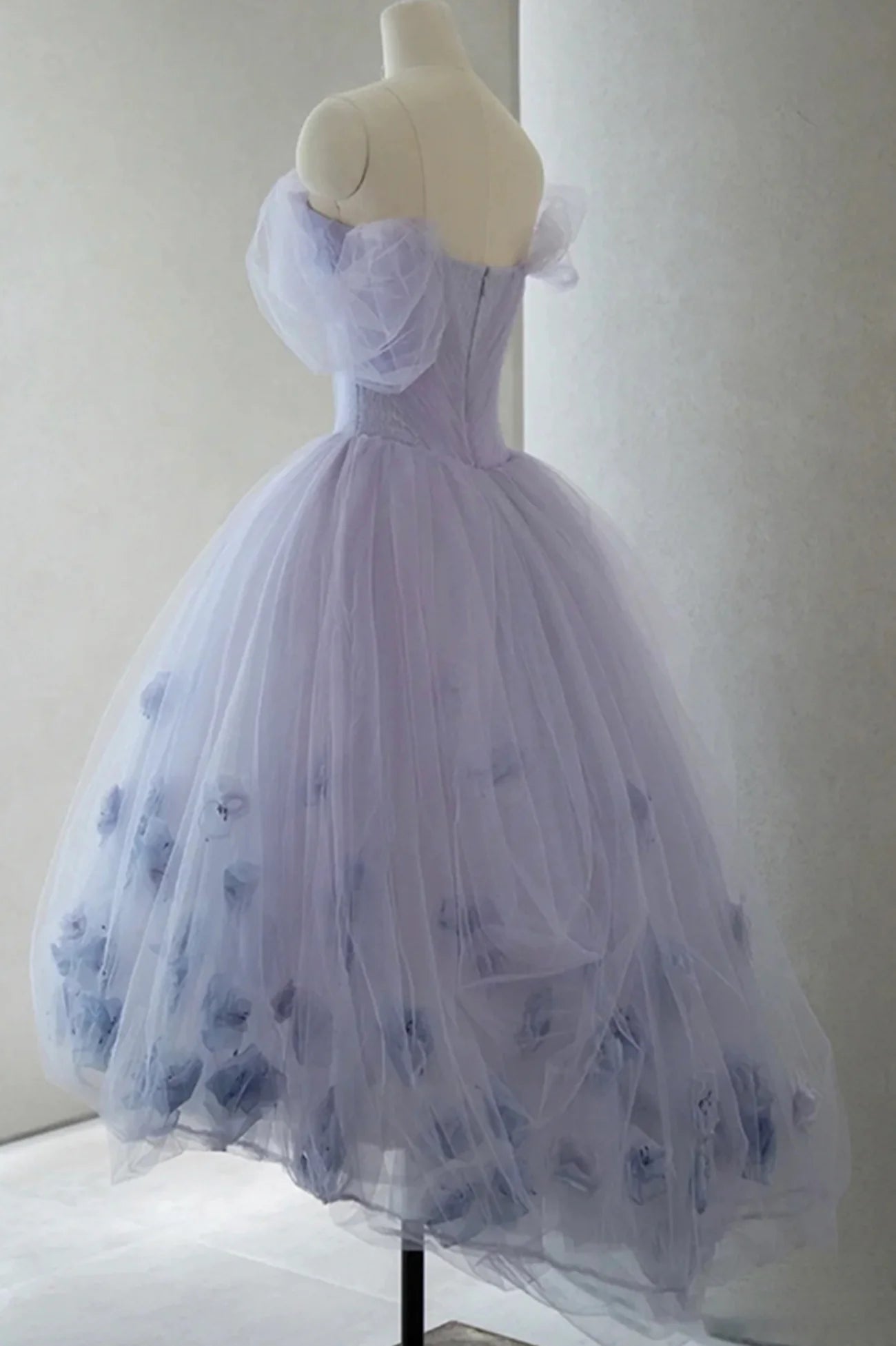 Off-Shoulder 3D Floral Tulle Tea-Length Prom Dress