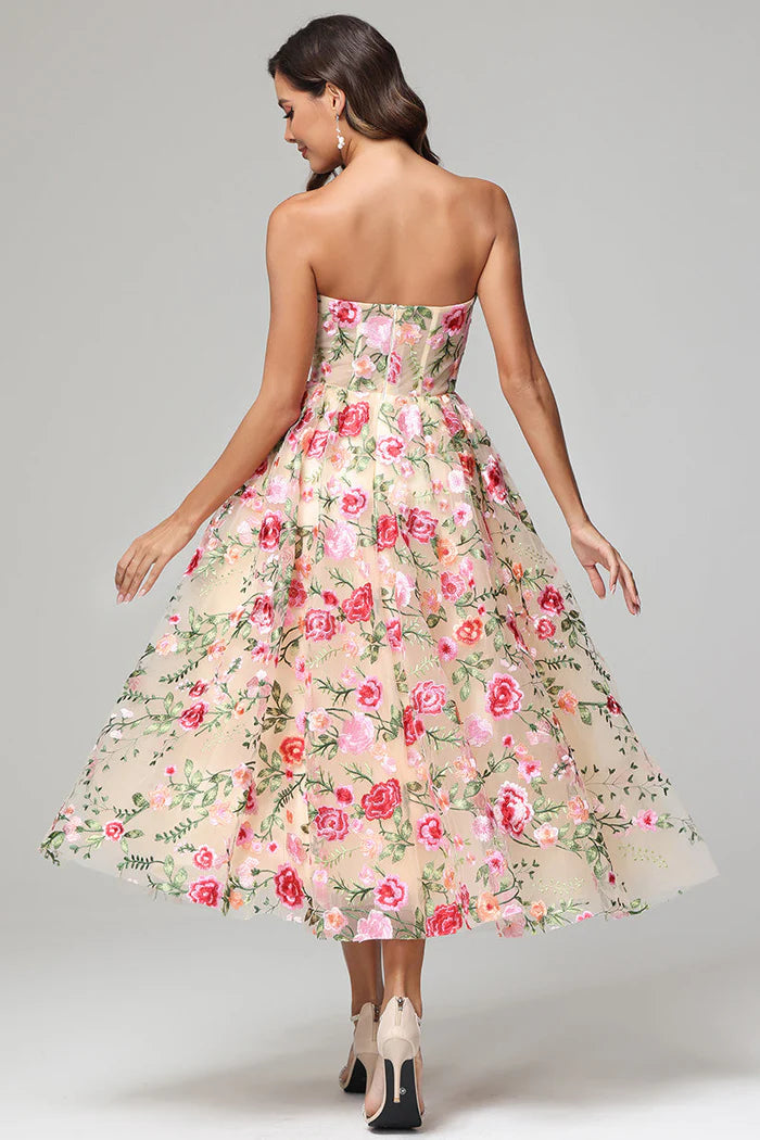 Romantic Floral Embroidered A-Line Strapless Sweetheart Neck Tea-Length Cocktail Dress for Women